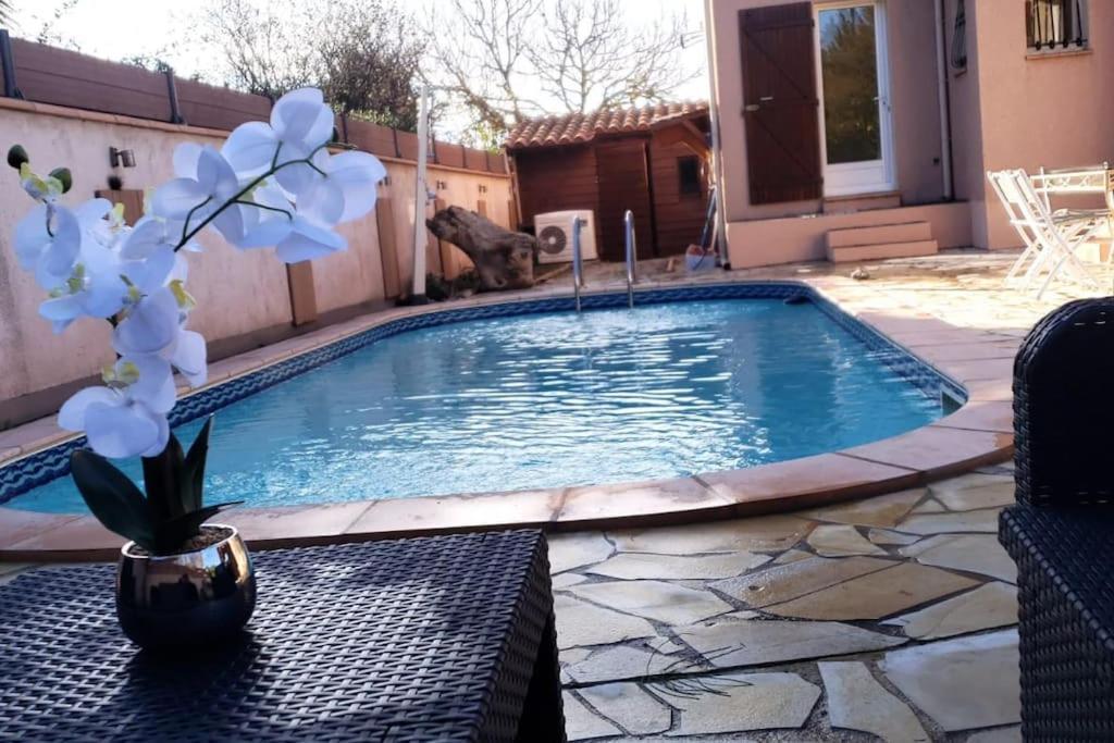 Villa Avec Piscine A St Marie La Mer Σαιντ-Μαρί-ντε-λα-Μερ Εξωτερικό φωτογραφία