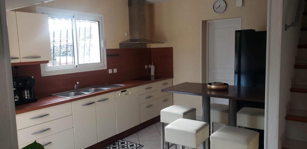 Villa Avec Piscine A St Marie La Mer Σαιντ-Μαρί-ντε-λα-Μερ Εξωτερικό φωτογραφία