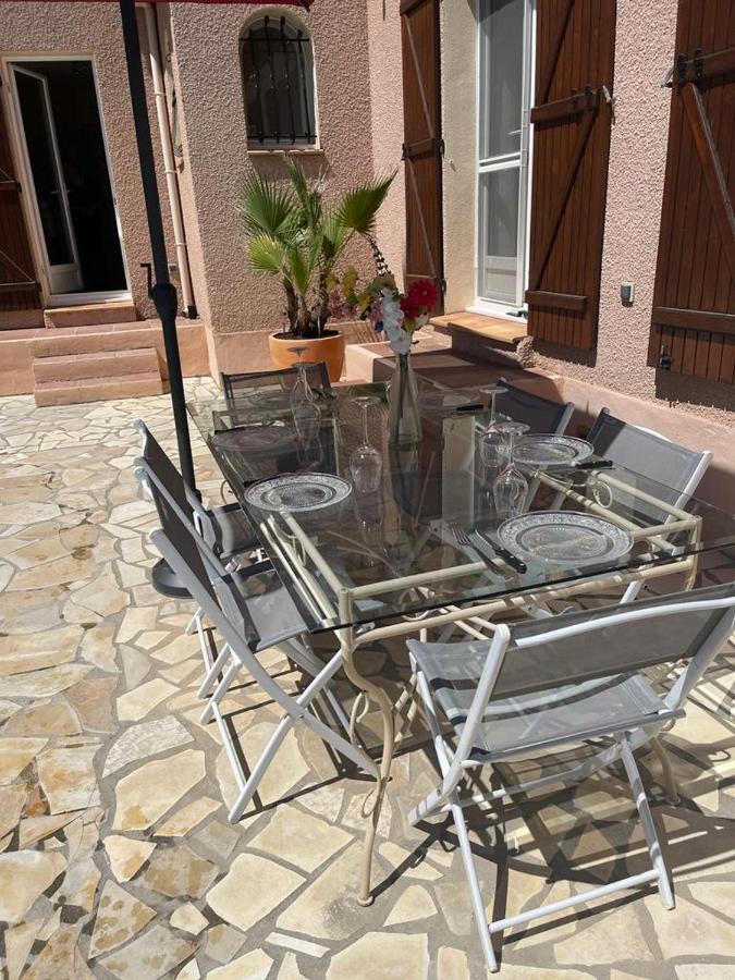 Villa Avec Piscine A St Marie La Mer Σαιντ-Μαρί-ντε-λα-Μερ Εξωτερικό φωτογραφία